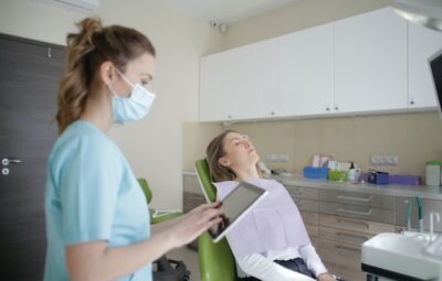 implanty zębowe jako efektywna forma leczenia