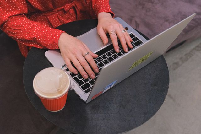 Kiedy warto zlecić pozycjonowanie agencji SEO?